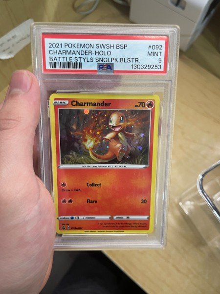 Charmander SWSH092 Holo